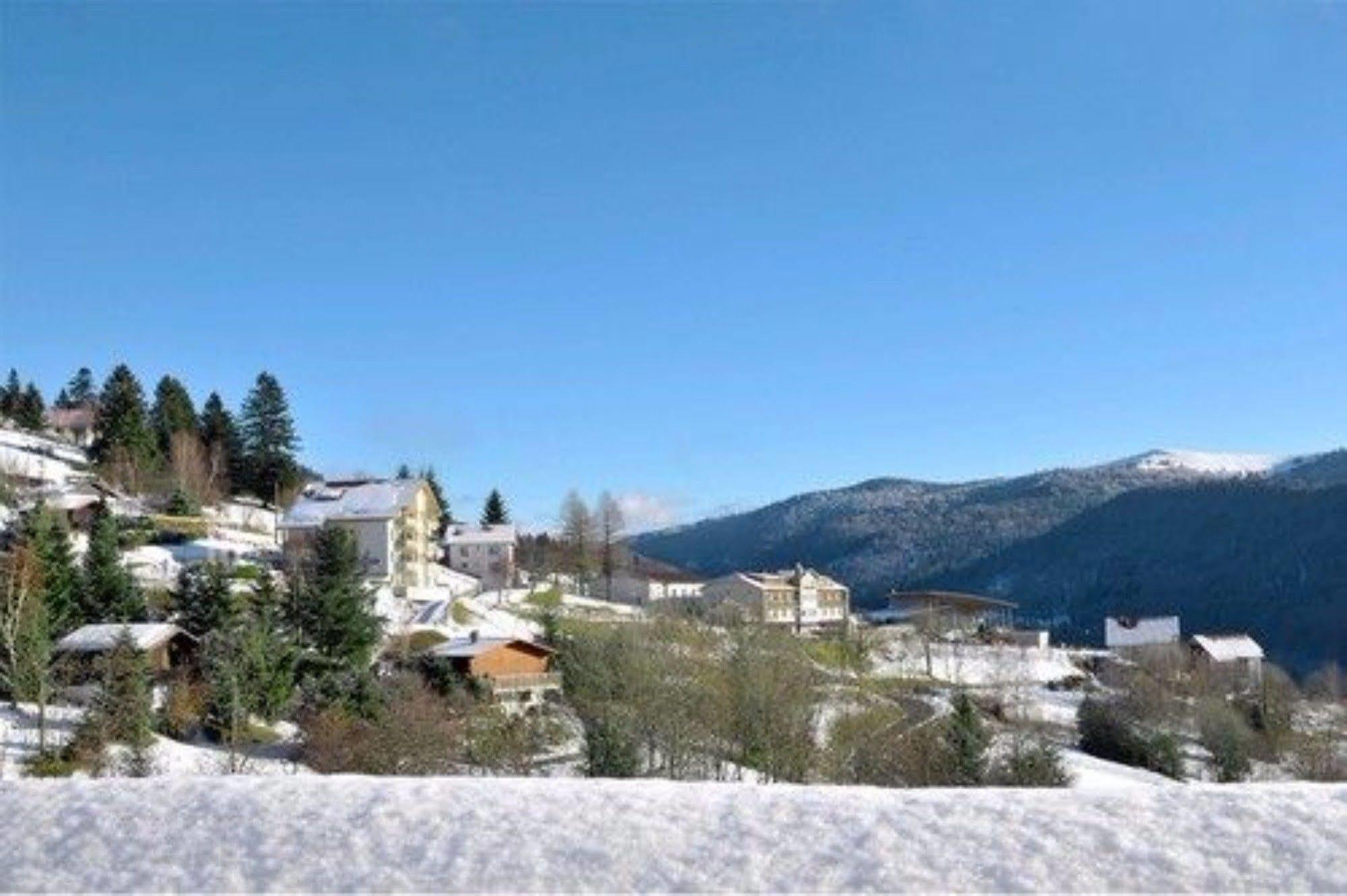 Azureva 3*